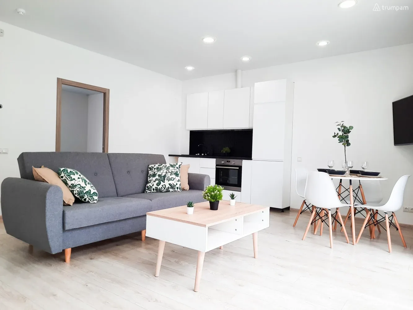 Skandinaviško stiliaus apartamentai su terasa Šventojoje