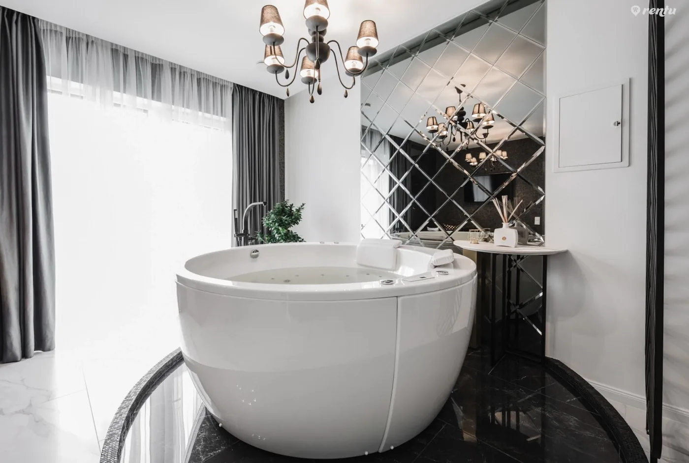 Prabangūs apartamentas Kaune su Jacuzzi