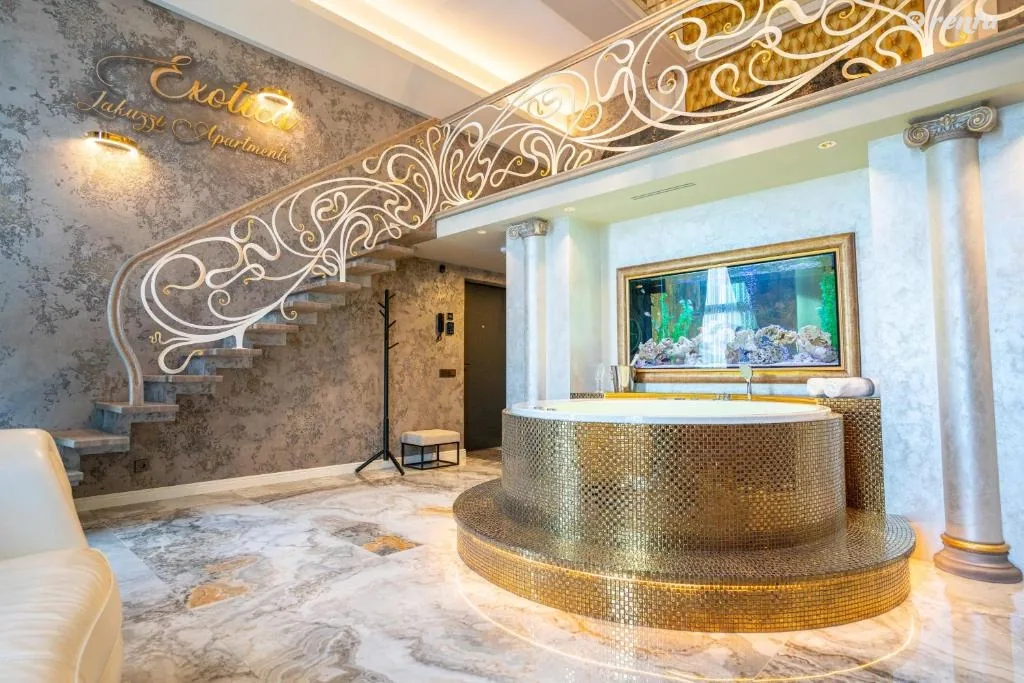 Jacuzzi Exotica Apartment