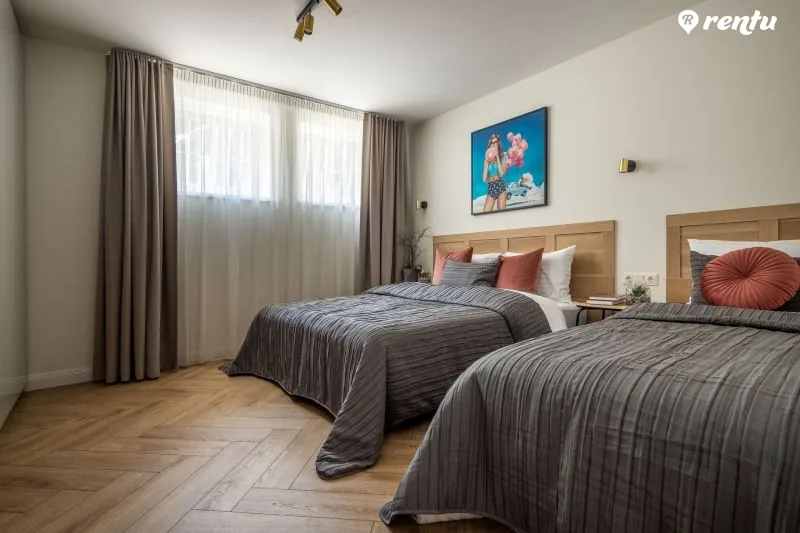 Smėlynas Boutique & SPA, Apartamentas №7 – cokolinis aukštas, ramus vidinis kiemas,