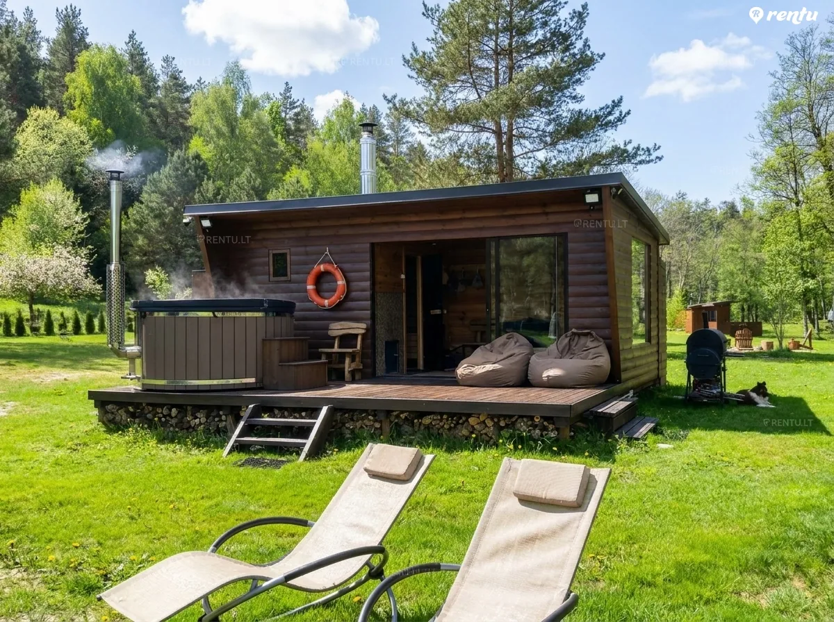 Erdvus namelis su sauna sodyboje Kabakėlio slėnis
