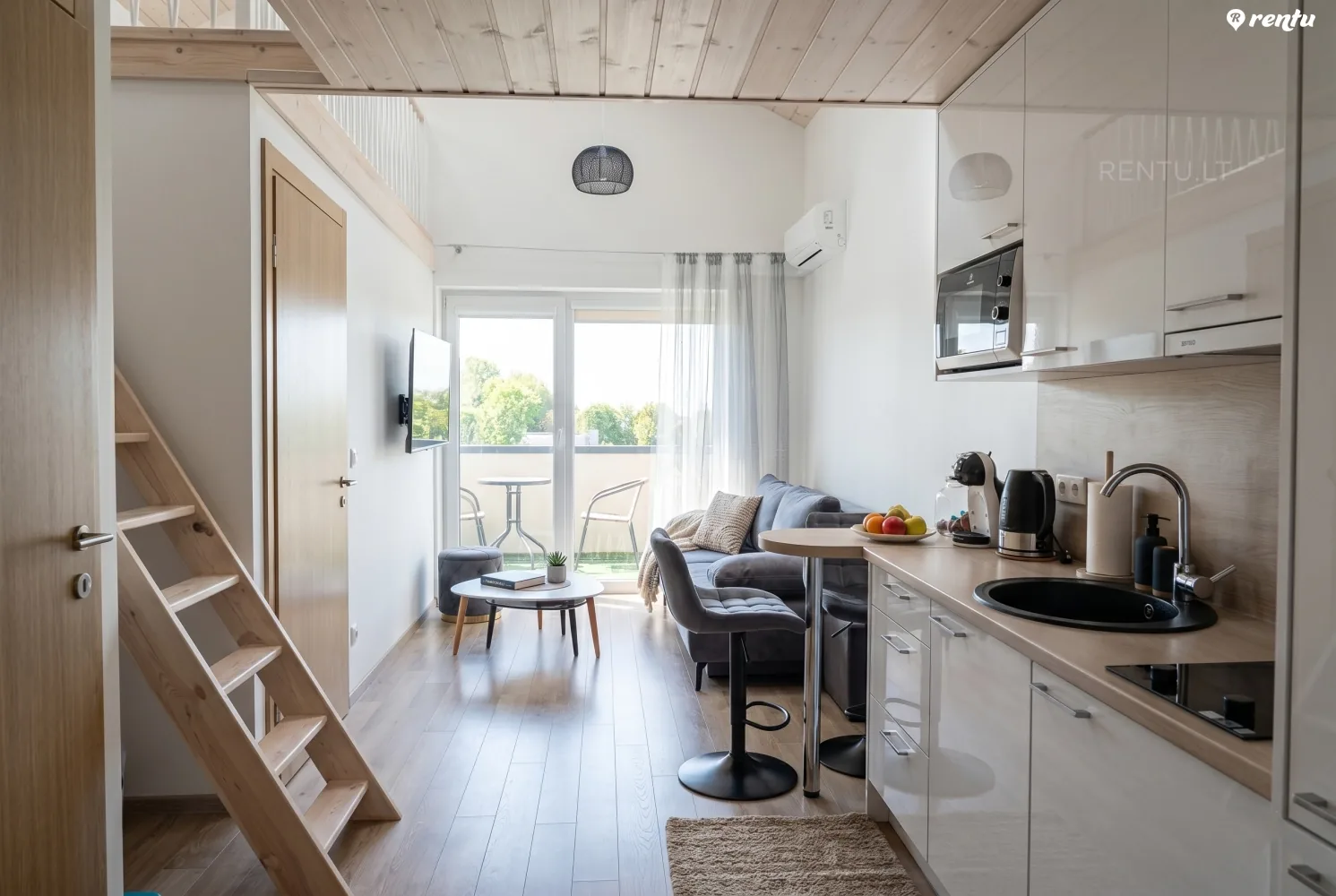 ToRa Apartments „Malūno vilose“ su baseinu ir parkingu