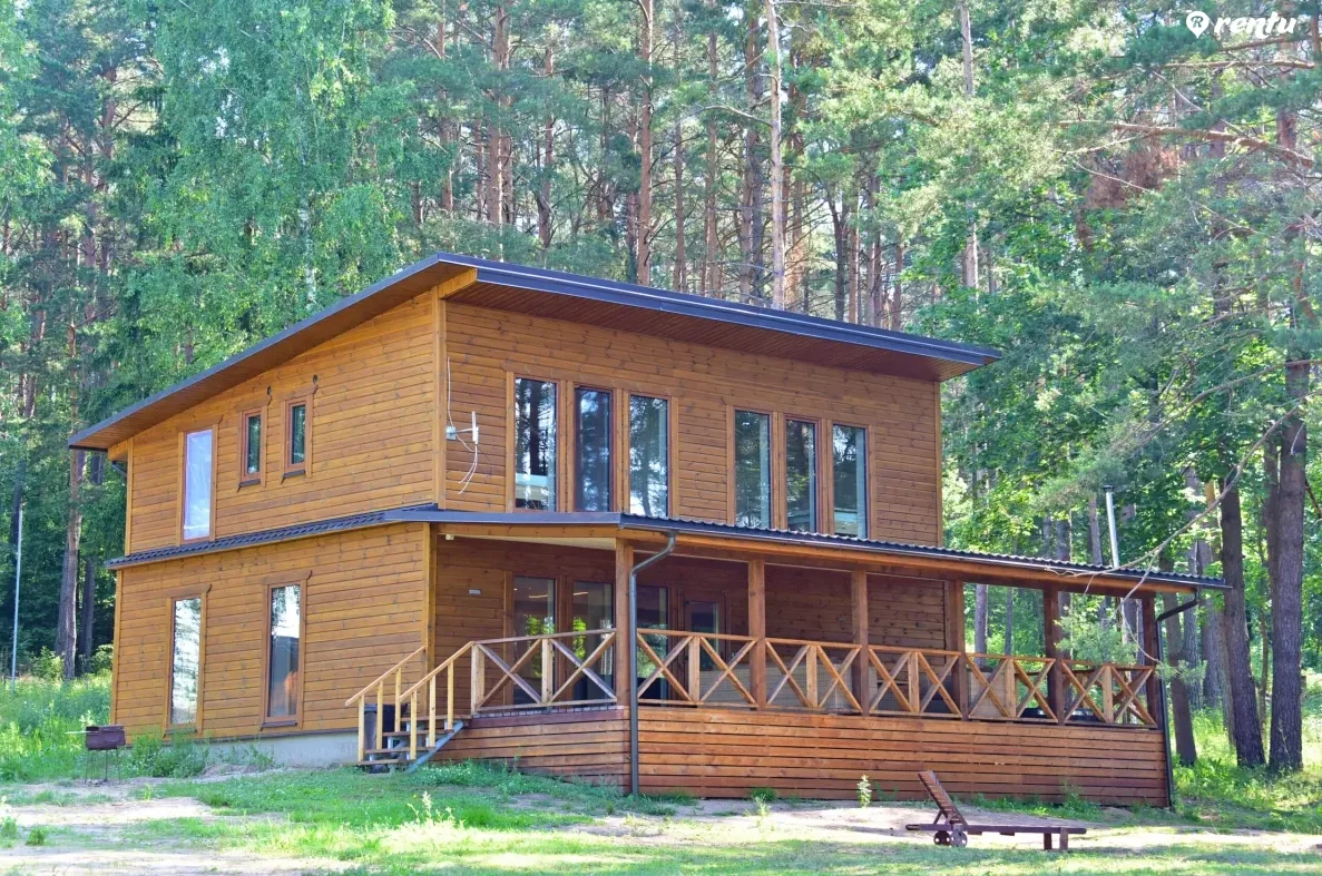 Vila prie Dūrių ežero – erdvi vilos nuoma poilsiui, šventėms